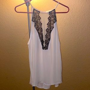 Like brand new, worn once gorgeous forever 21 plus tank top